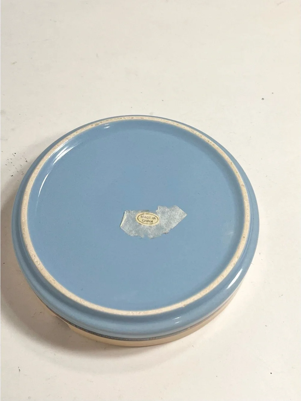 CERAMIC ASHTRAY - OLD TOWN ALBUQUERQUE, NEW MEXICO (SOUVENIR)